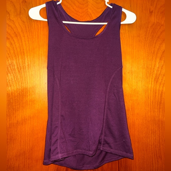 Workout tanktops - Picture 1 of 3